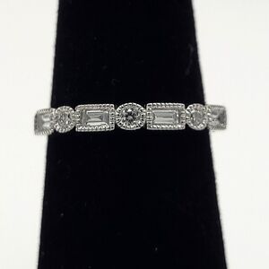 14k round and baguette alternating band